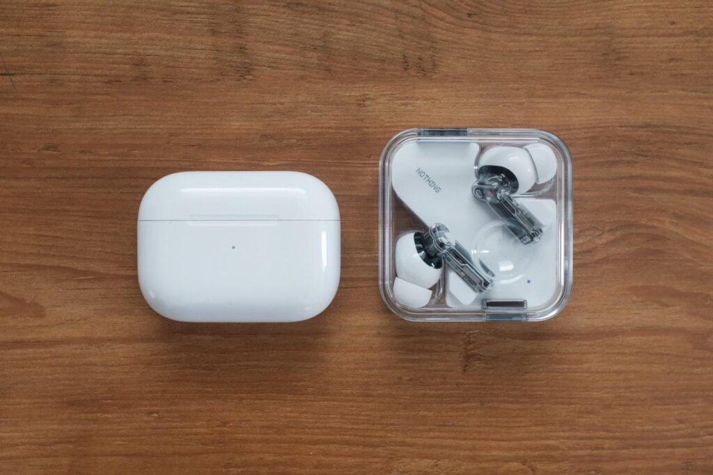 『Nothing Ear』の大きさをAirPods Proと比べてみた