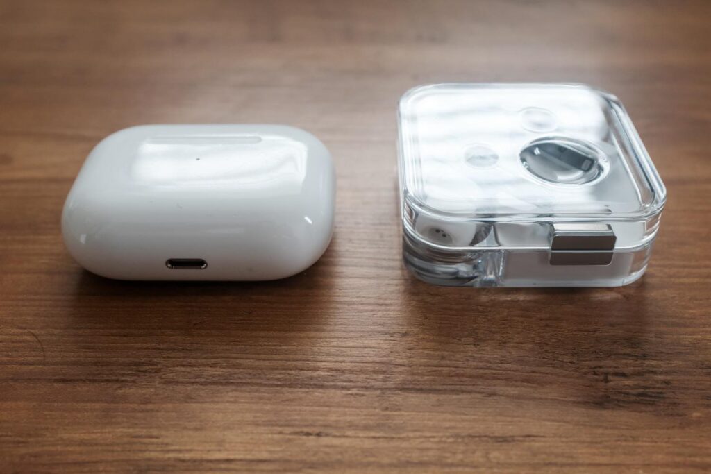 『Nothing Ear』の大きさをAirPods Proと比べてみた